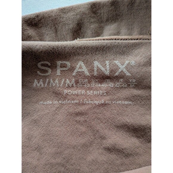 Spanx Power Series Medium Control Mid-Thigh Shorts Seamless Beige Womens M/M - Picture 7 of 11
